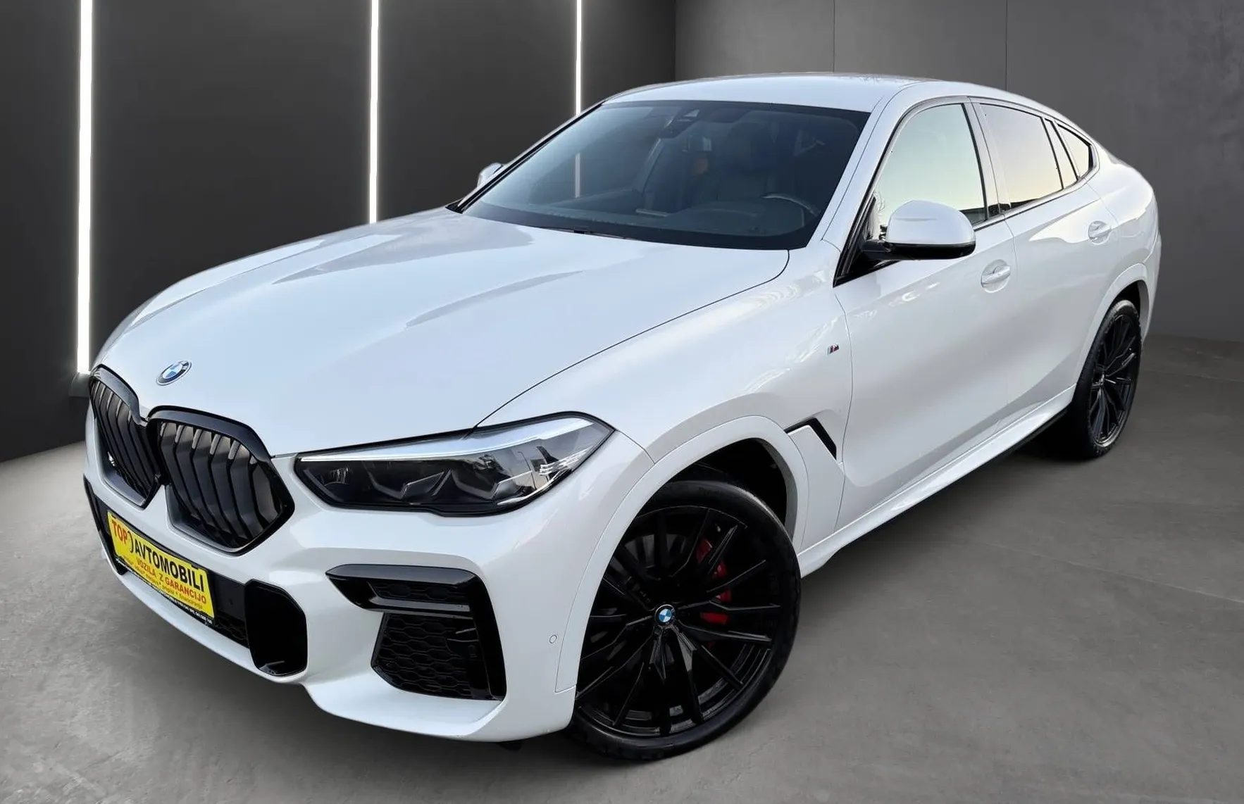 Zunanja slika - BMW X6 - serija : xDrive30d M PAKET ADAPTIVNO NAVI PDC 360KAMERA T.. - 2
