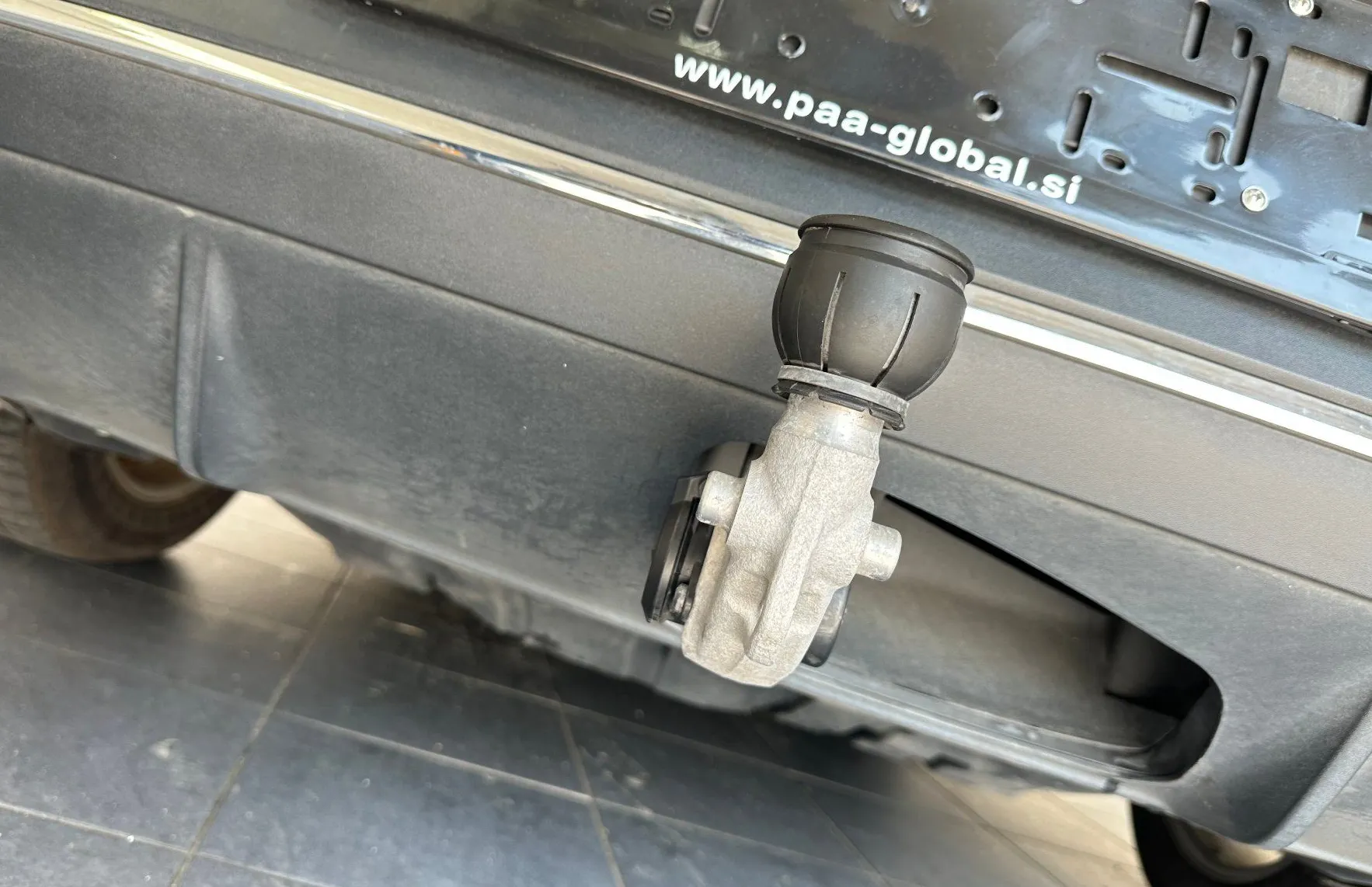 Zunanja slika - Mercedes-Benz EQC - 400 4MATIC AMG Line.NEMŠKI+4ALU.LED.KAMERA.67.000 - 2