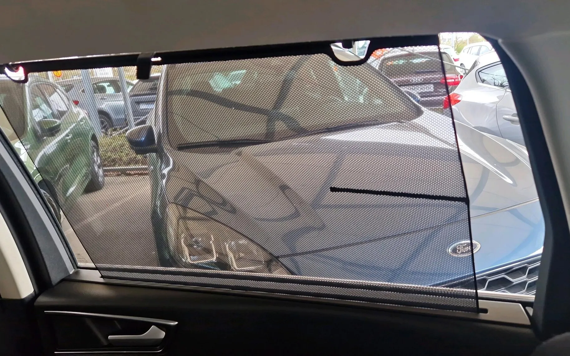 Zunanja slika - Ford S-MAX - 2.0 EcoBlue Titanium Aut.8-NAVI-DAB-KEYLESS-KAMERA - 9