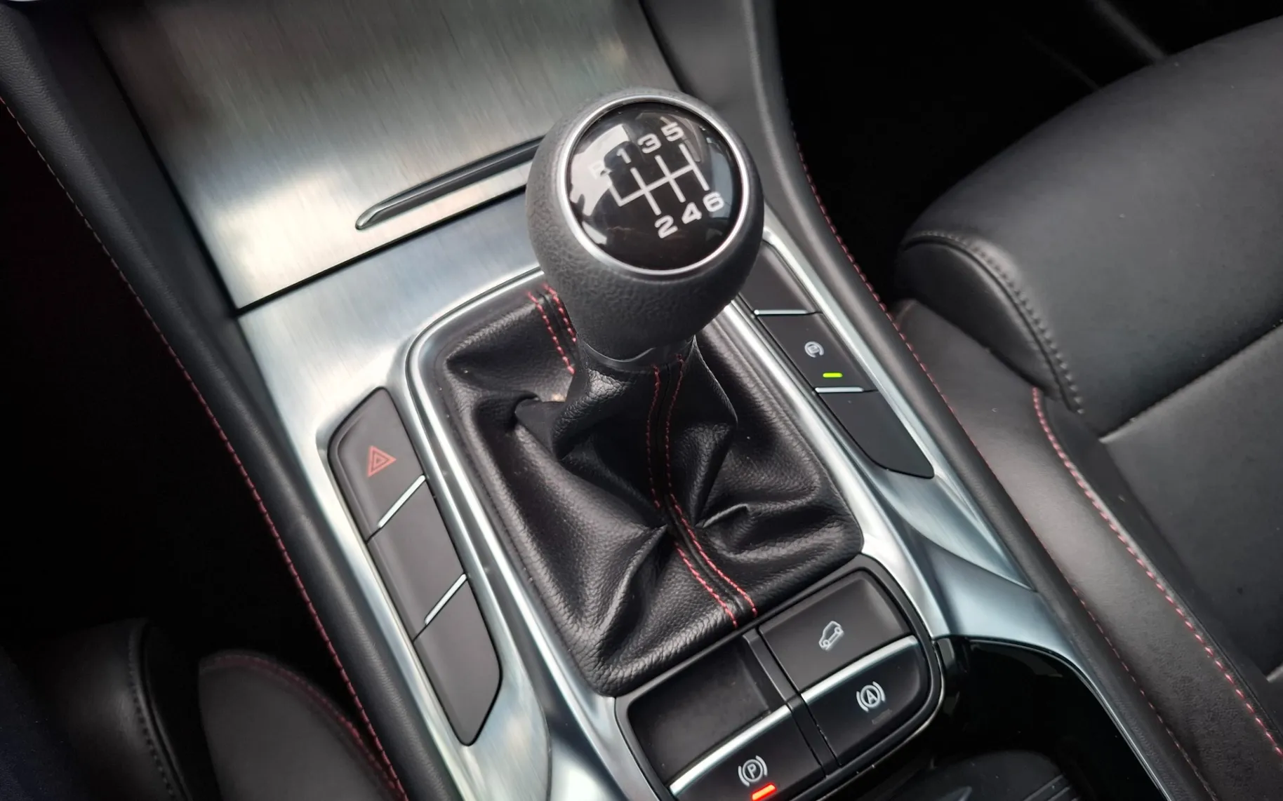 Zunanja slika - MG HS - Comfort 1.5T-GDI ODLIČNO OHRANJENO - TOP OPREMA - 1