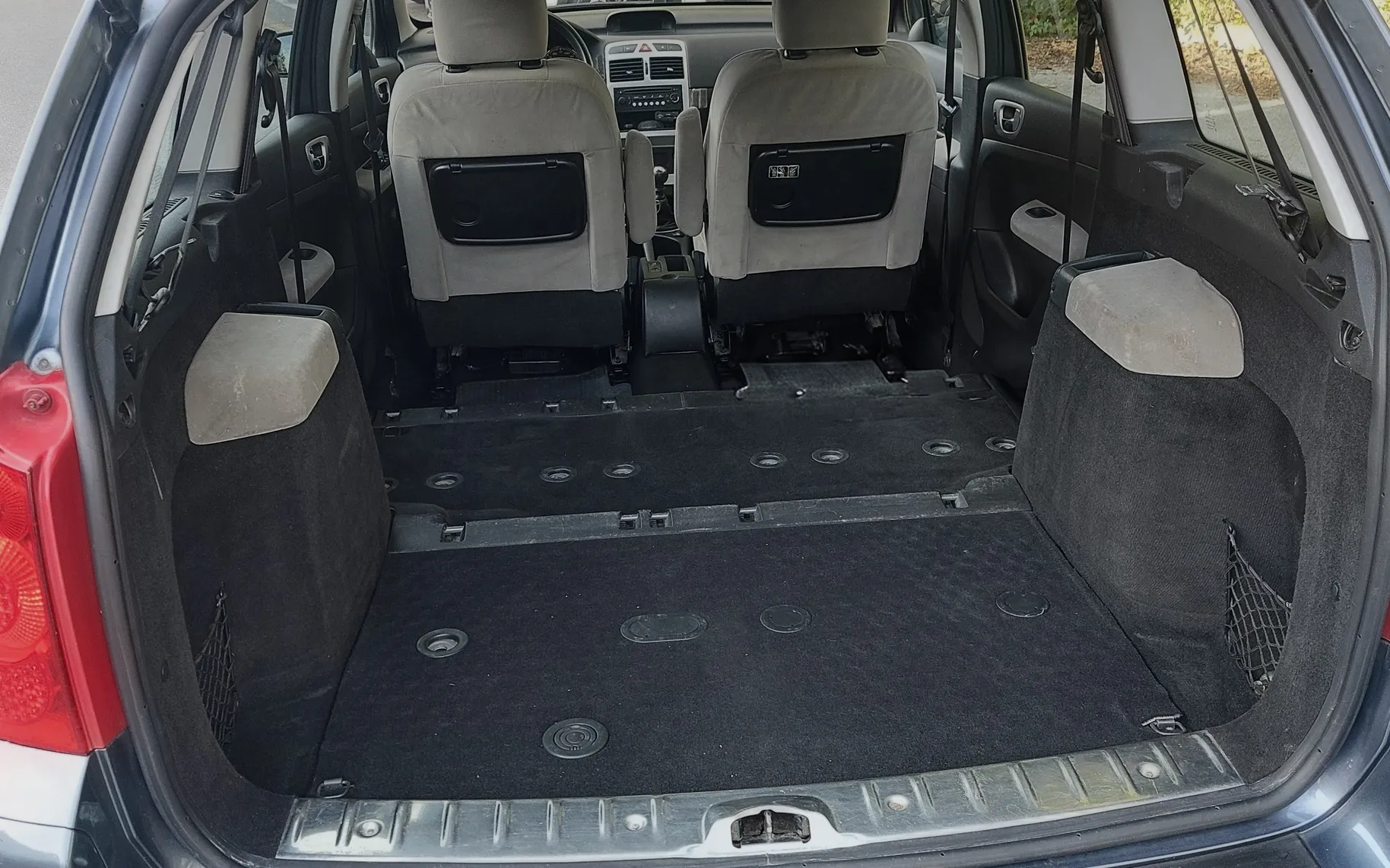 Notranja slika - Peugeot 307 - SW Pack 2,0 16V HDi FAP - 11