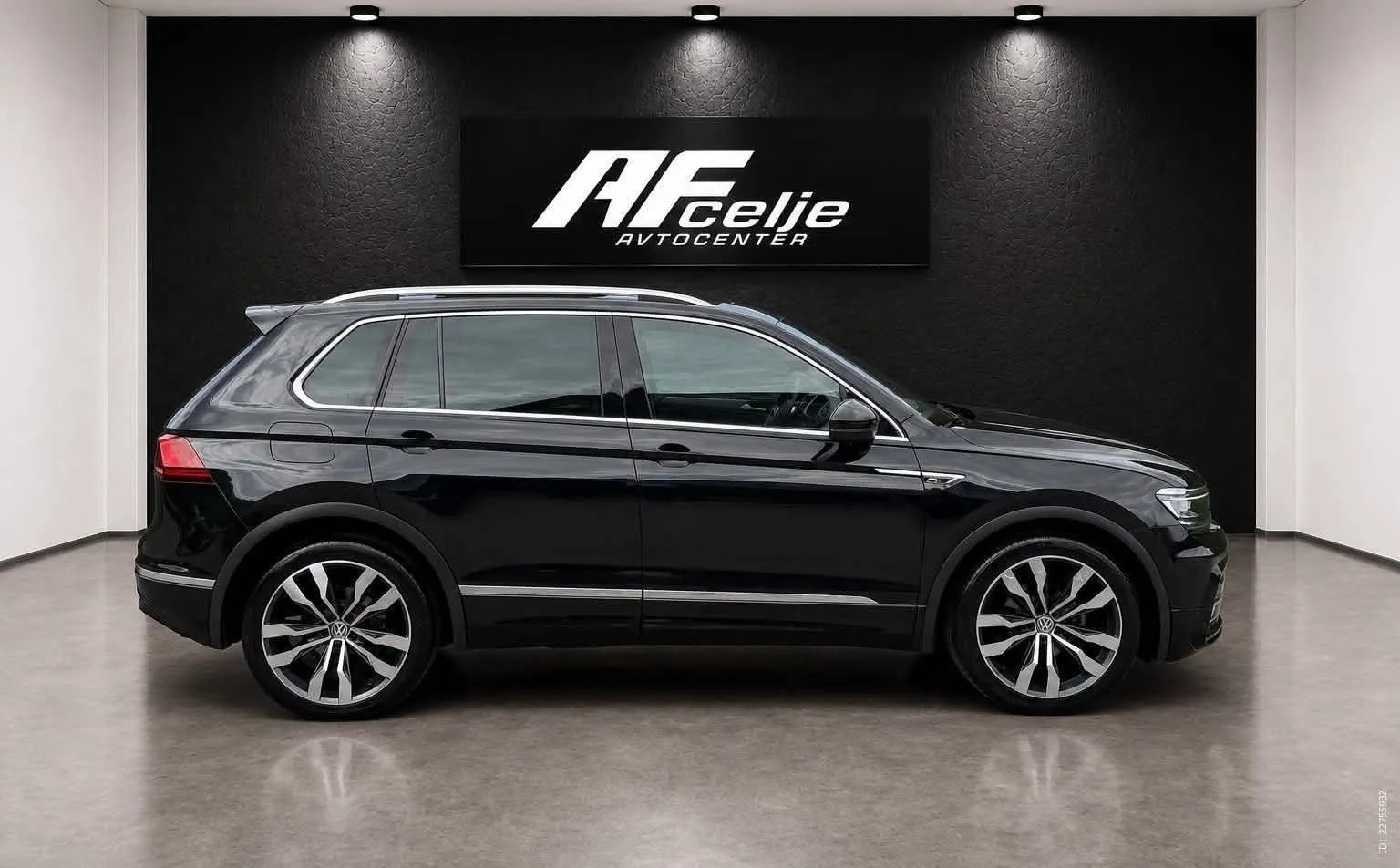 Zunanja slika - Volkswagen Tiguan - 2.0 TDI-4X4-DSG-R LINE-VIRTUAL-LIZING ZA TUJCE- - 4