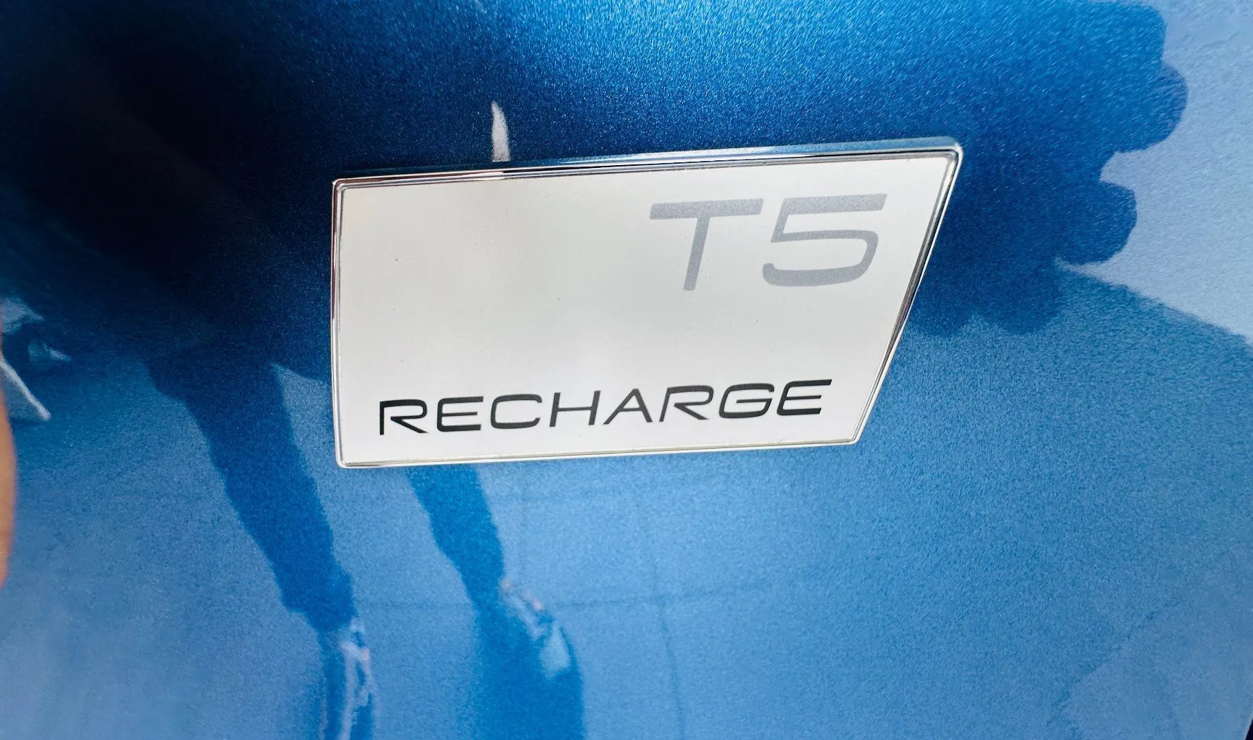 Zunanja slika - Volvo XC40 - T5 Recharge Twin Engine R-Design Avt.KAMERA.LED - 14