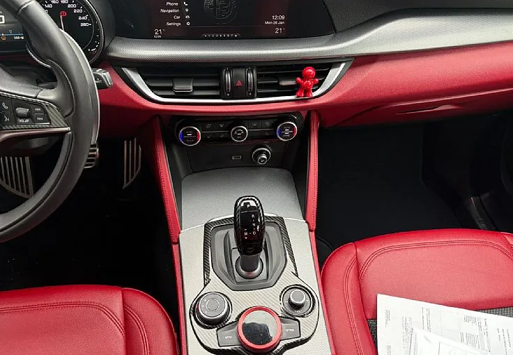 Zunanja slika - Alfa Romeo Stelvio - 2.2 Diesel 16v 210 AT8 Q4 Business - 9