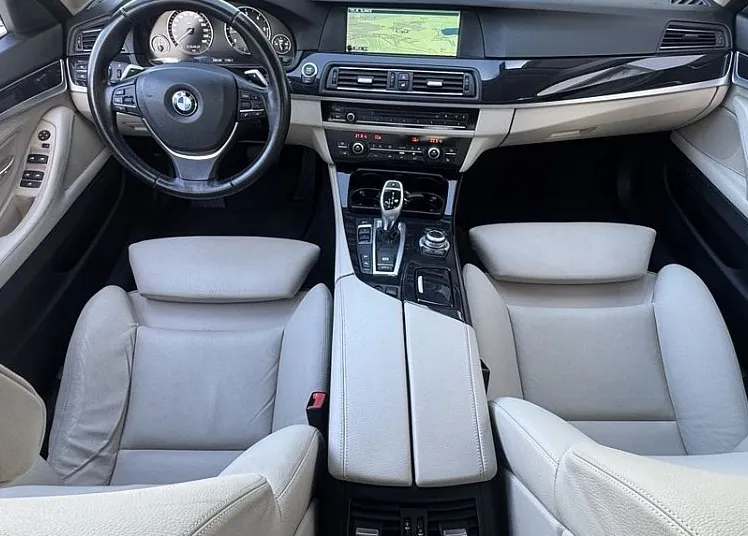 Zunanja slika - BMW Serija 5 - : 525d xDrive Xenon Navigacija Tempomat Aut. F1 Slo - 8