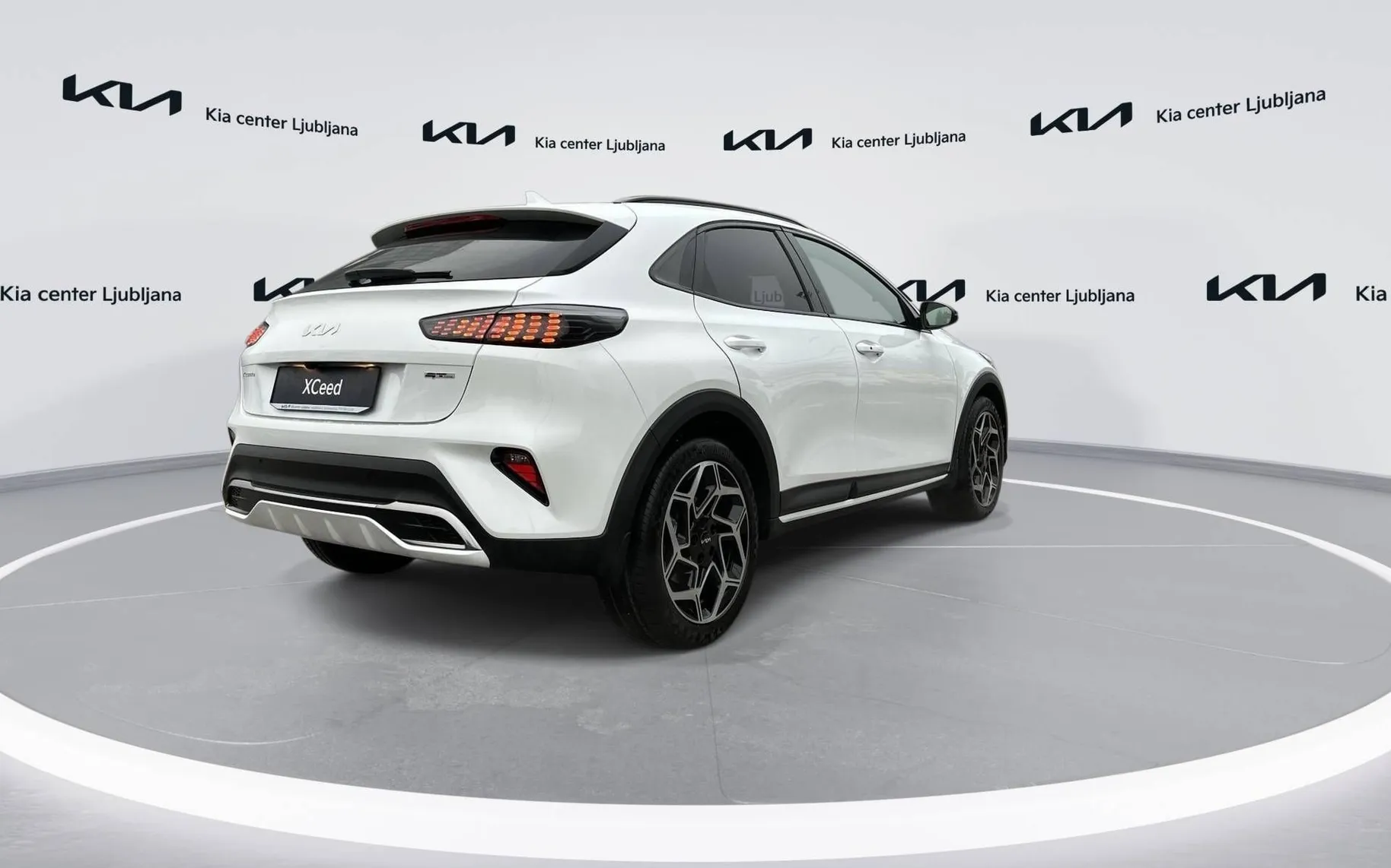 Zunanja slika - KIA XCeed - 1.6 T-GDi GT-Line ISG 7DCT - 5