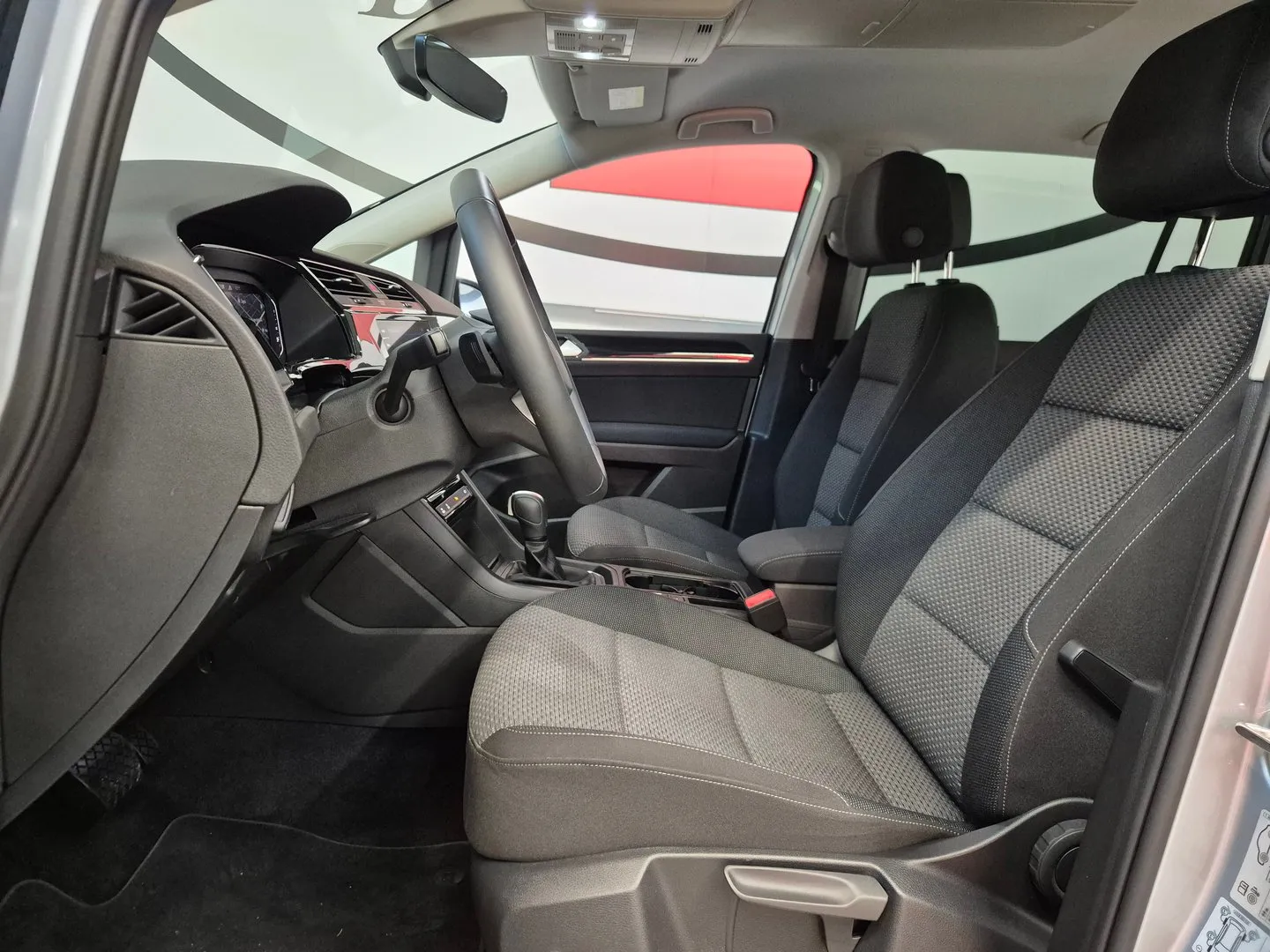 Zunanja slika - Volkswagen Touran - R-Line Edition 1.5 TSI DSG - 5