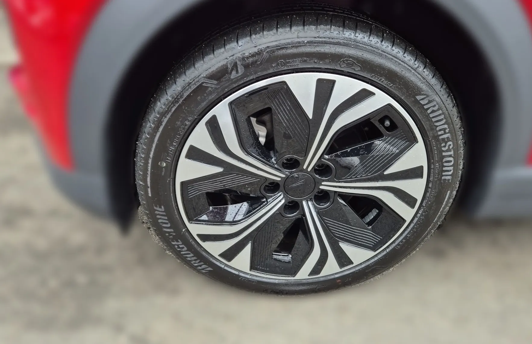 Zunanja slika - Vinfast VF6 - PLUS 59.6kWh 204PS FWD-TESTNO VOZILO - 8