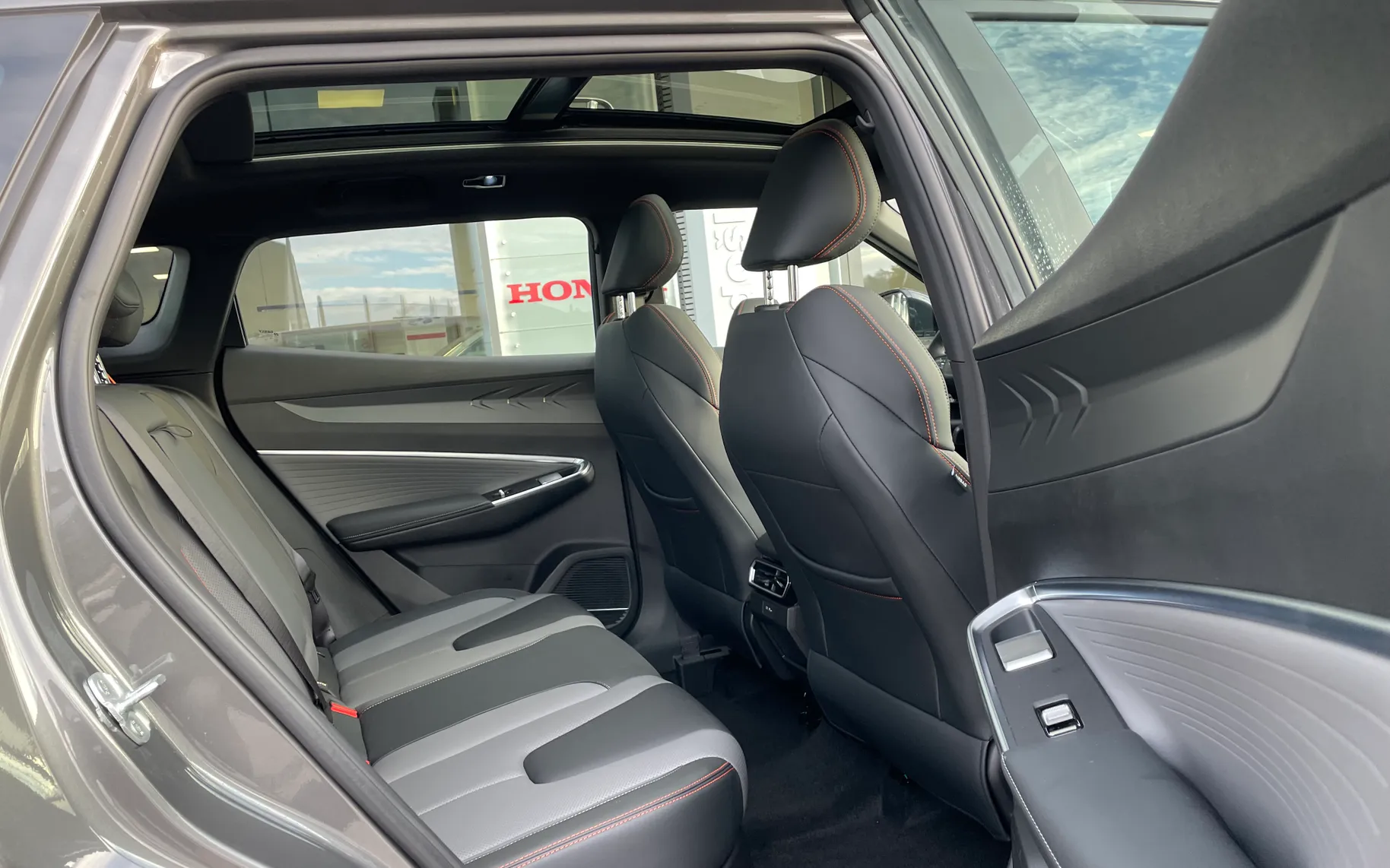 Zunanja slika - Geely Cityray - GK|1.5TD|7DCT|APPLECARPLAY|LED|ACCI AKCIJA 8.000 € - 7