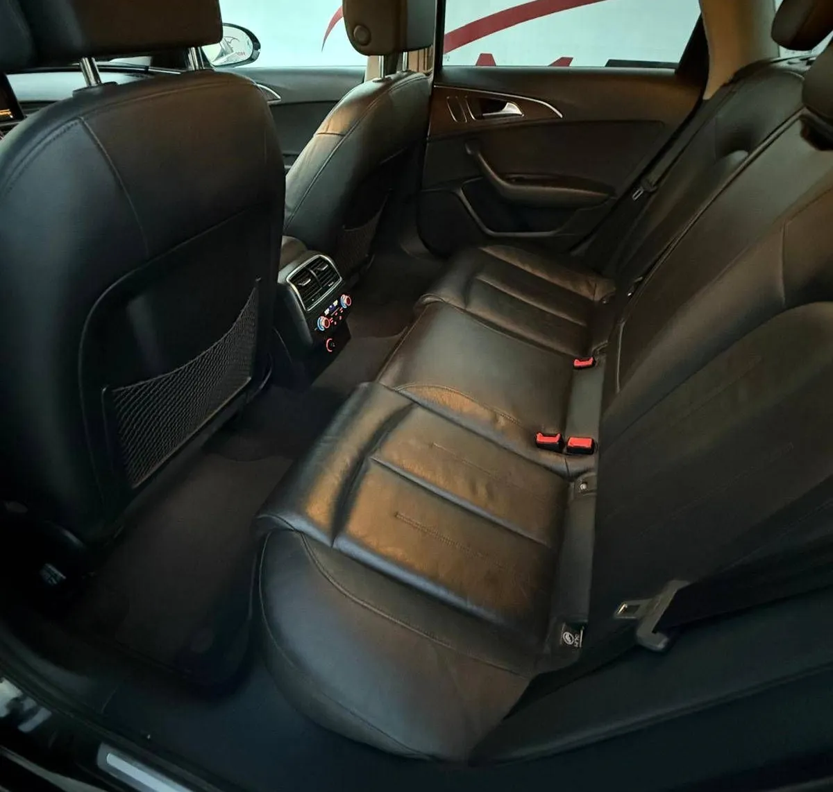 Notranja slika - Audi A6 Avant - 2.0 TDI AVT.ODLIČEN. - 11