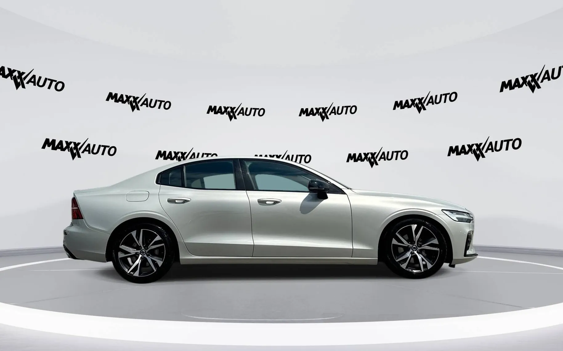 Zunanja slika - Volvo S60 - T4 R-Design Avt. - 4