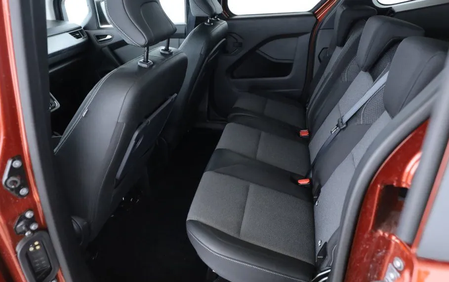 Zunanja slika - Renault Kangoo - Blue Dci 95 - VOZILO V PRIHODU - 5