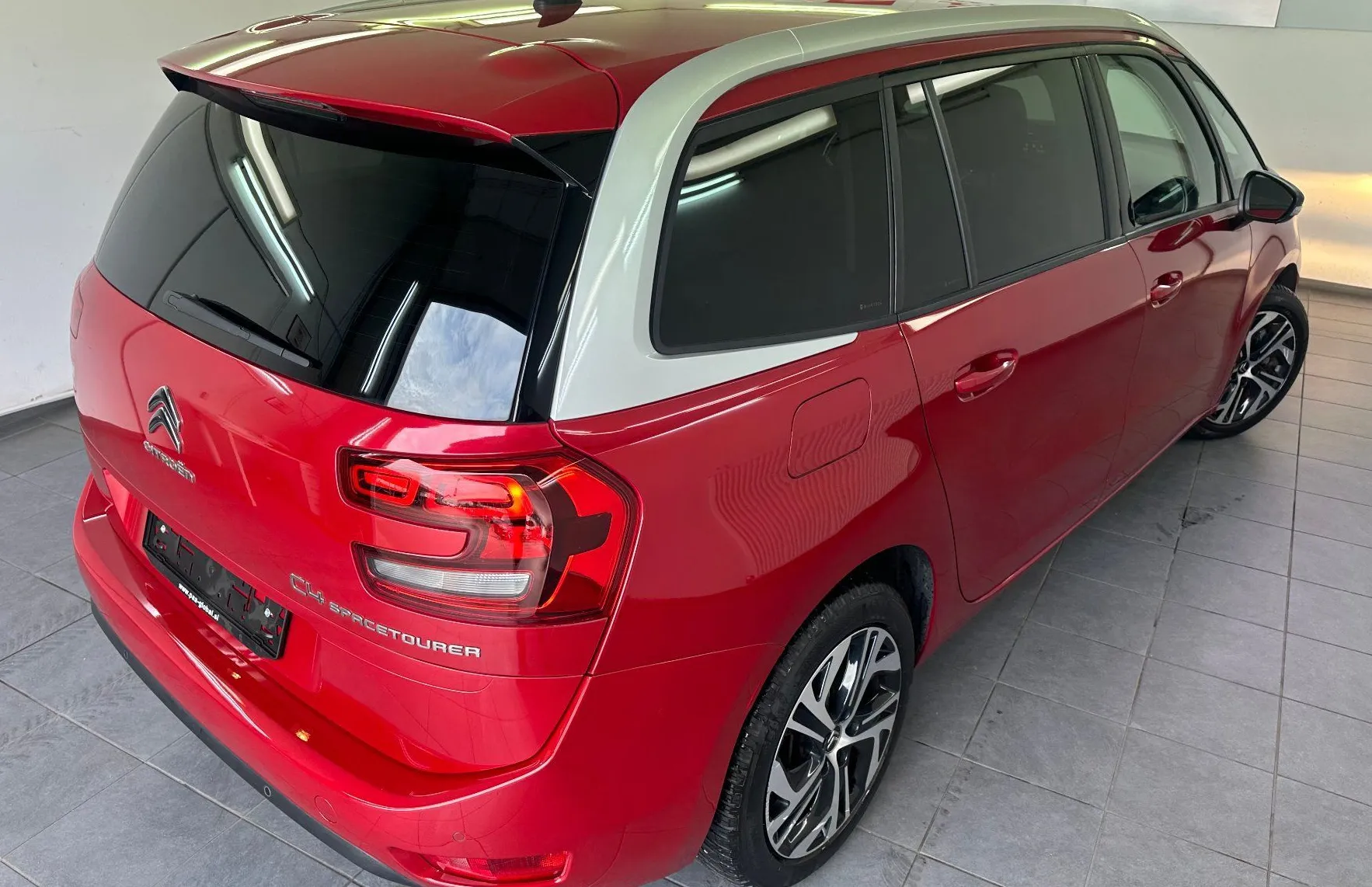 Zunanja slika - Citroën C4 Grand SpaceTourer - Feel BlueHDi 130.KAMERA.NAVI.LED.ACC.7 SEDEŽ - 4