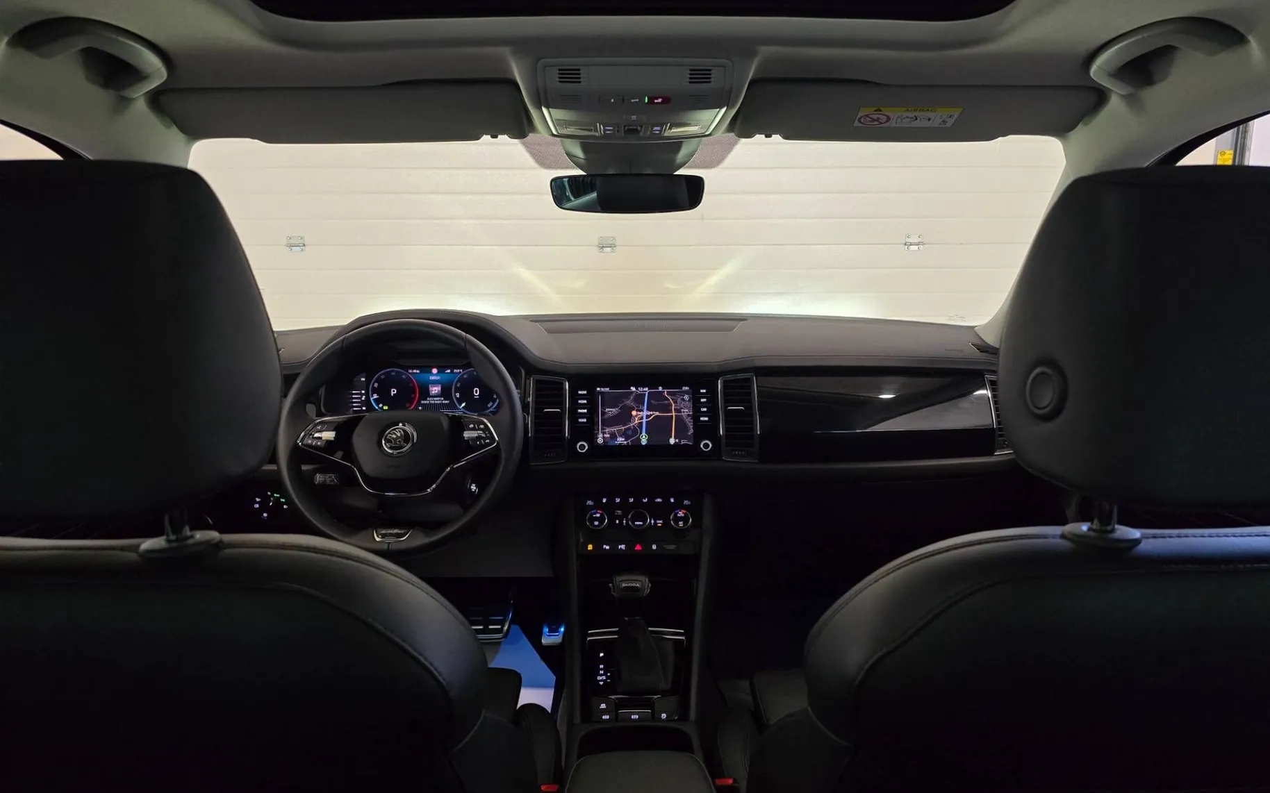 Notranja slika - Škoda Kodiaq - 2.0 TDI L K DSG - Matrix.360kam.DCC.pano.Canton - 14