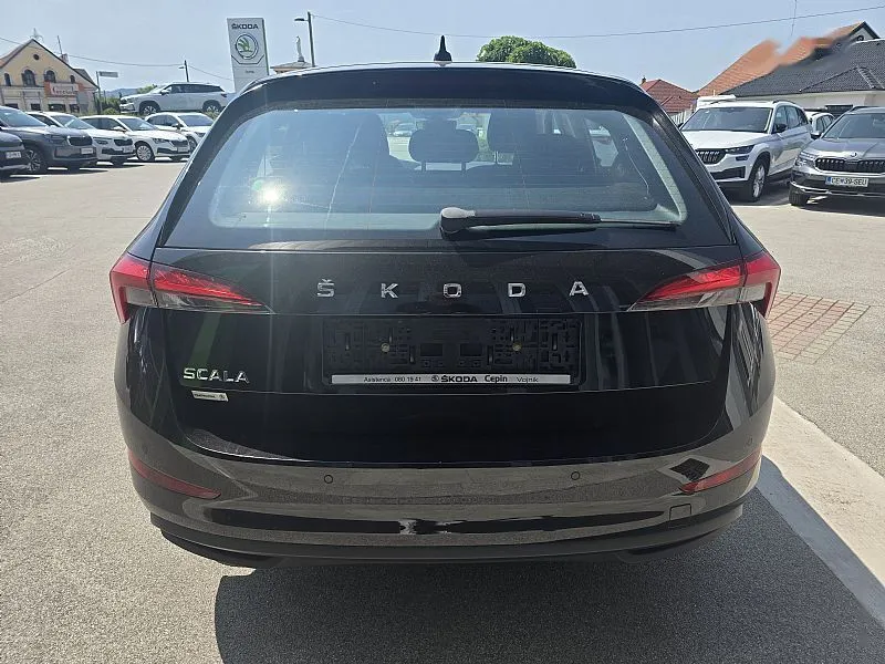 Zunanja slika - Škoda Scala - 1.0 TSI 81 kW - SLO. - 1. LASTNIK - - 6