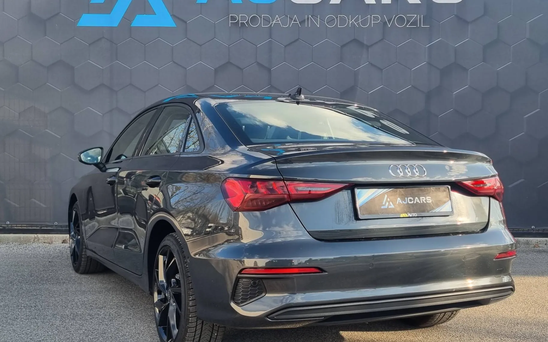 Zunanja slika - Audi A3 - 35 TFSI S tronic 110kW... - 5