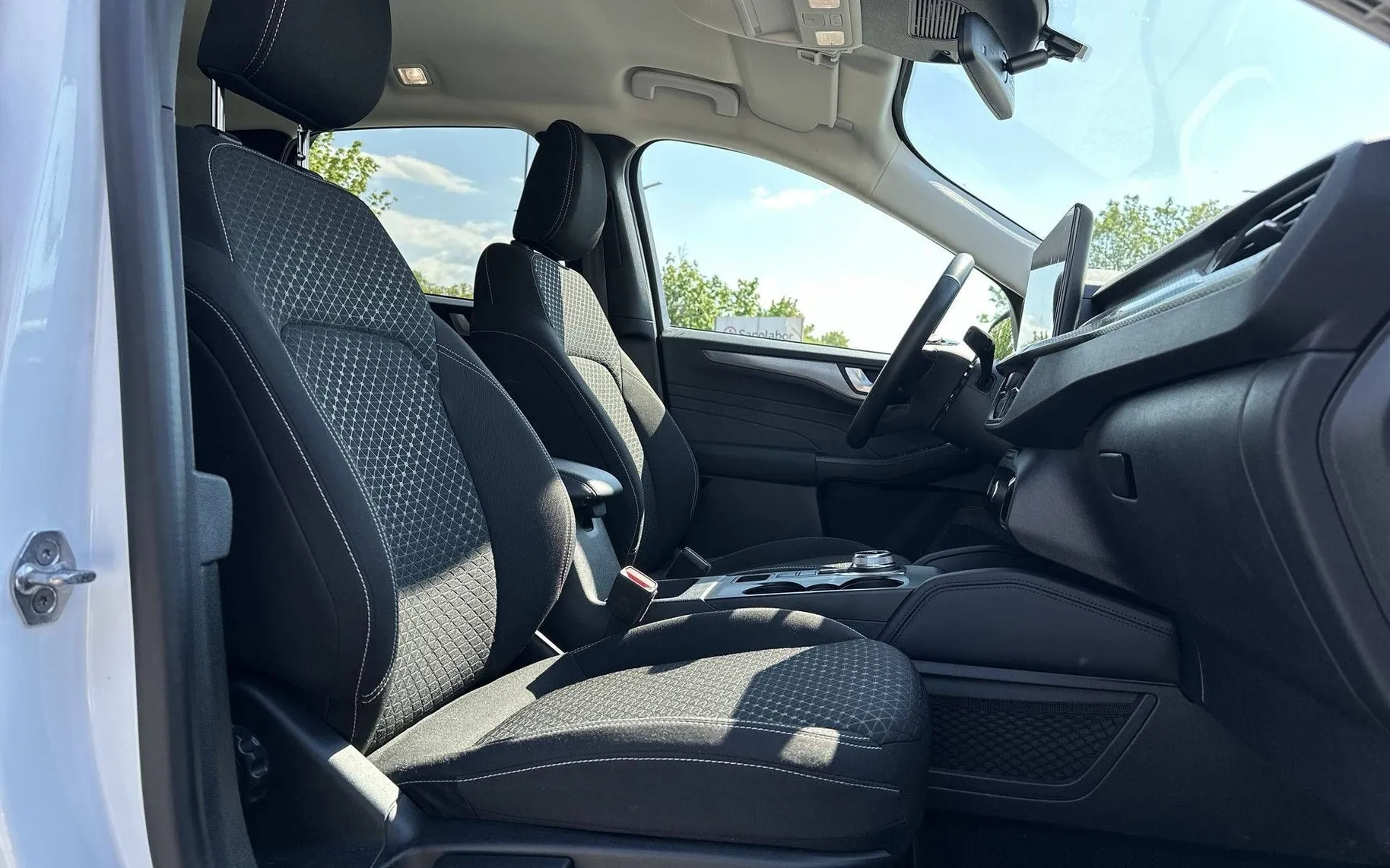 Notranja slika - Ford Kuga - 1.5 EcoBoost Titanium - 18