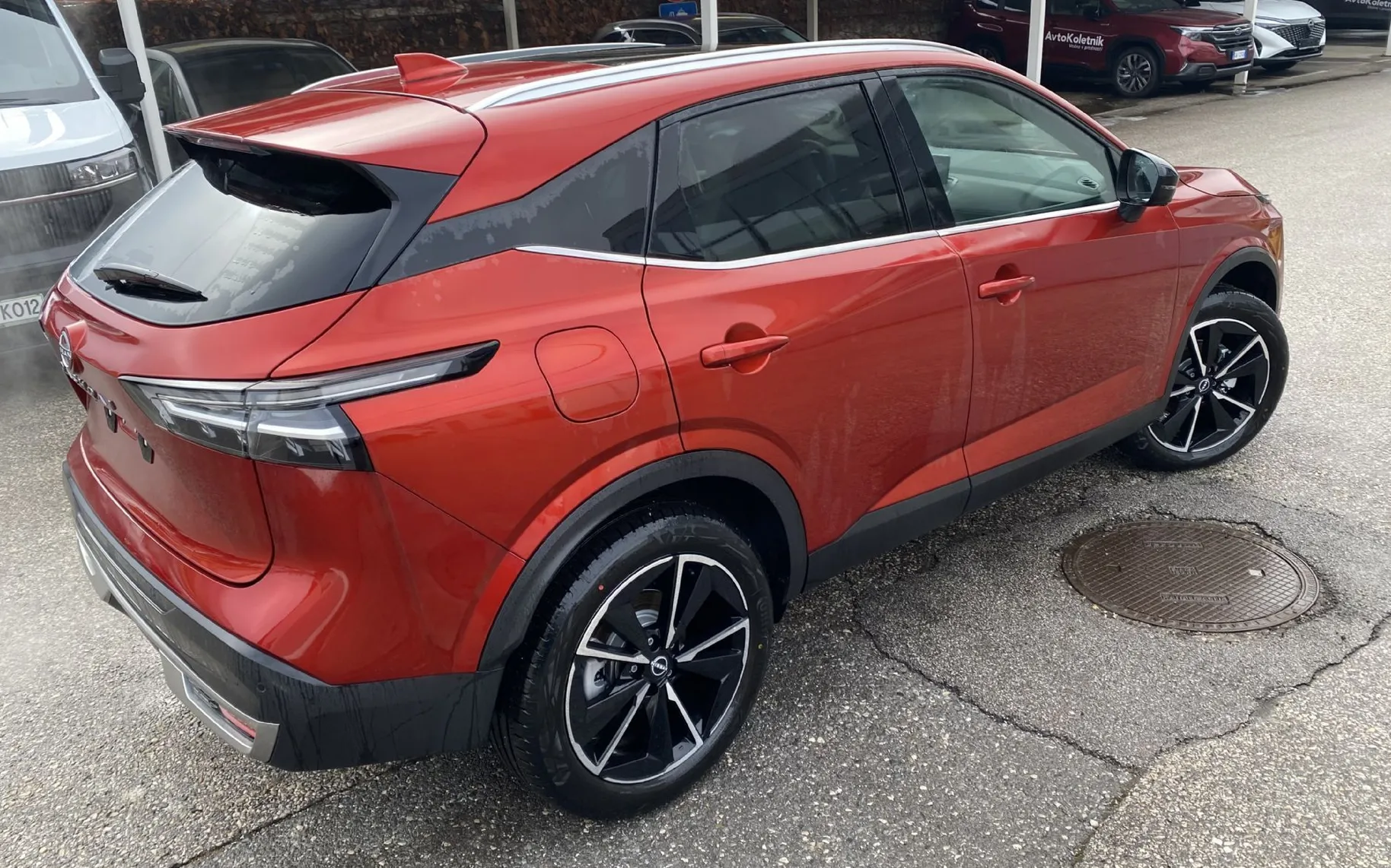 Zunanja slika - Nissan Qashqai - 1.3 DIG-T 158 X-T TEKNA SUN - 10