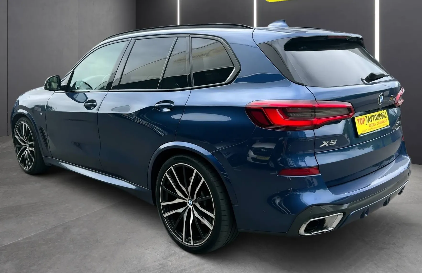 Zunanja slika - BMW X5 - serija : xDrive30d M SPORT PAKET LED RADAR PANO KAMERA LA.. - 4