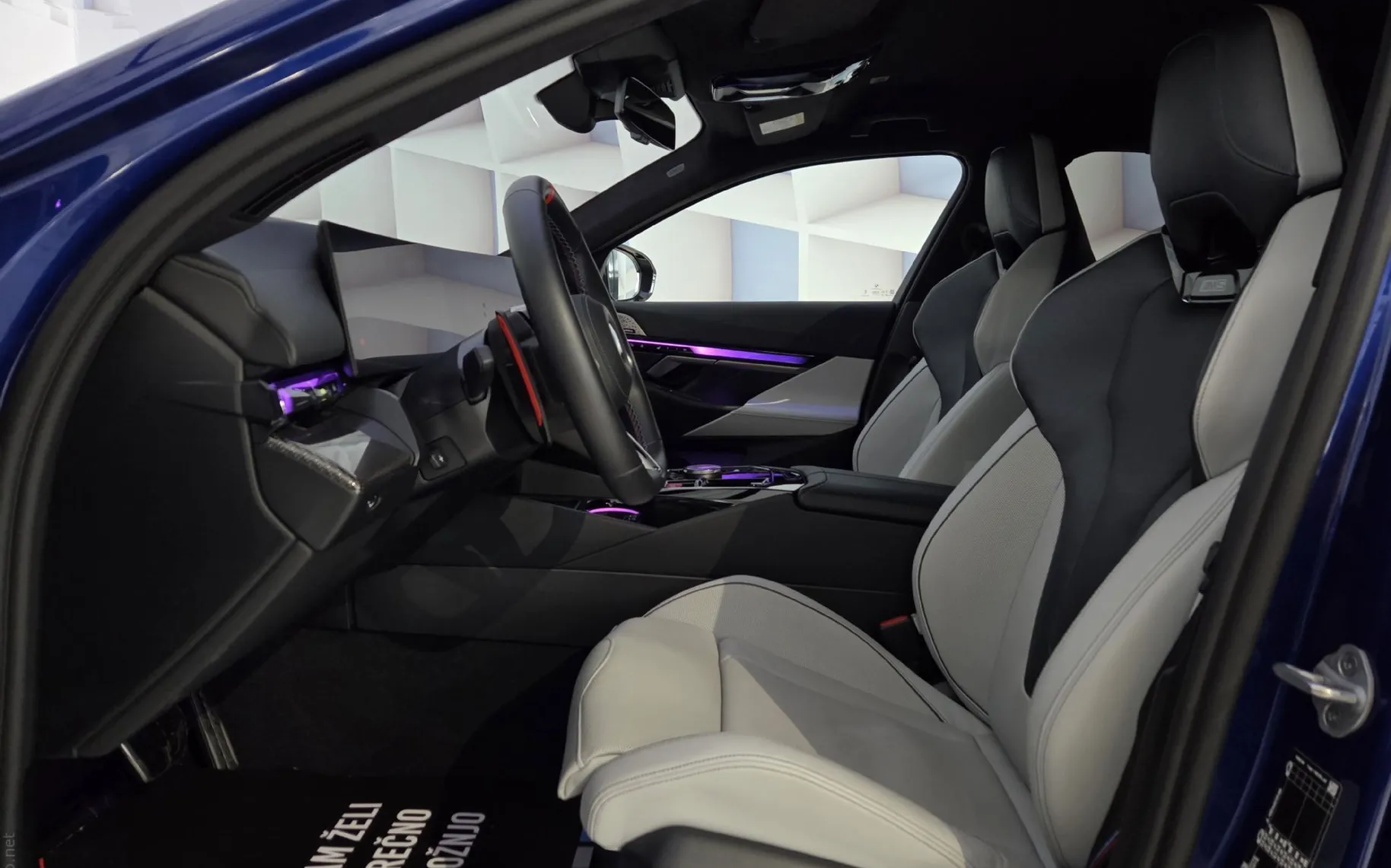 Notranja slika - BMW Serija 5 - M5 AUT. - 10
