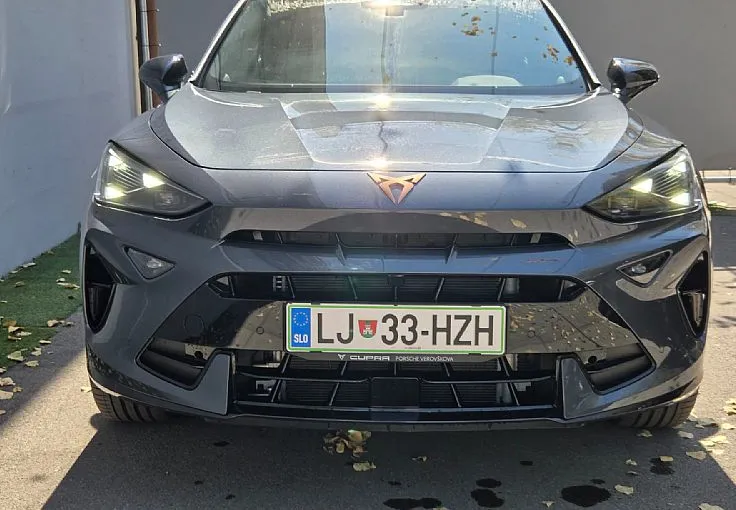 Zunanja slika - Cupra Formentor - 4Drive 2.0 TSI DSG - 2