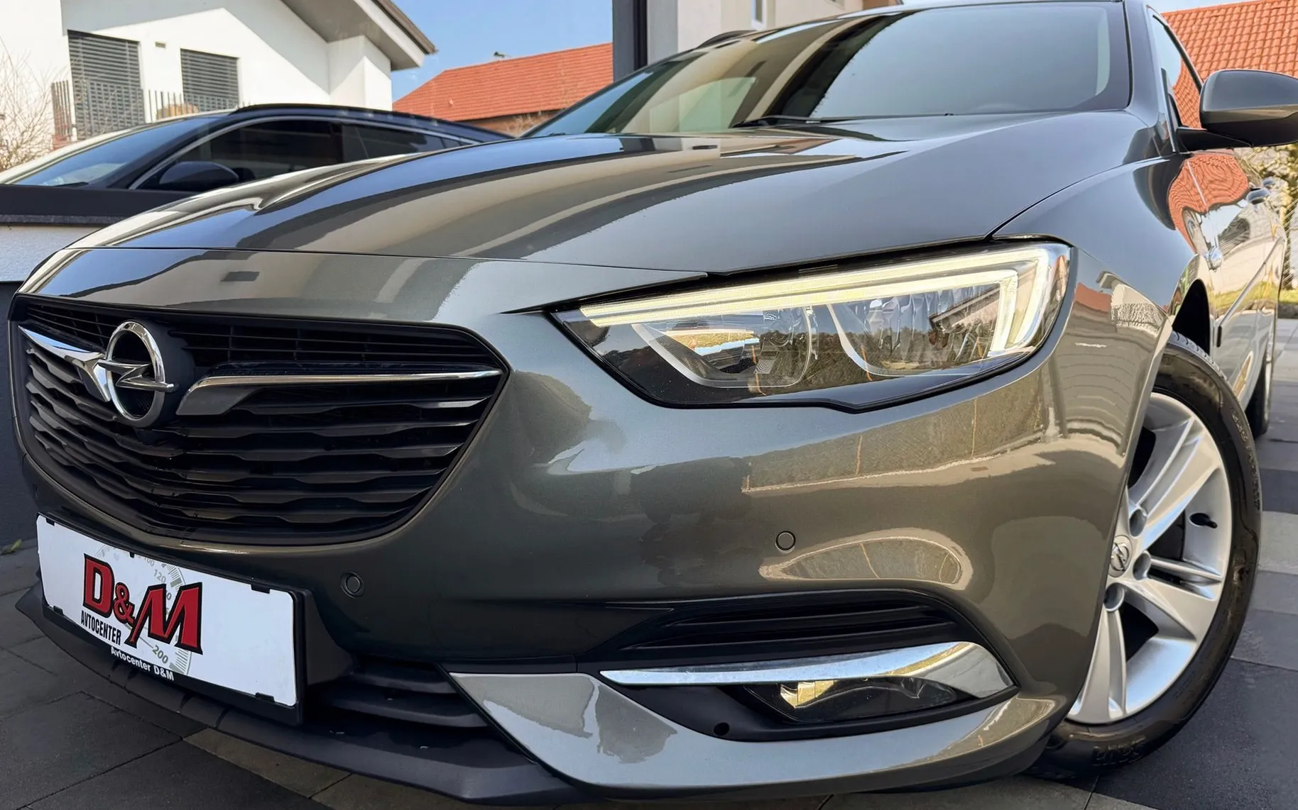 Zunanja slika - Opel Insignia - 2.0 CDTI 125KW|LED|KEYLESS|VLEČNA KLJUKA|NAVI - 1