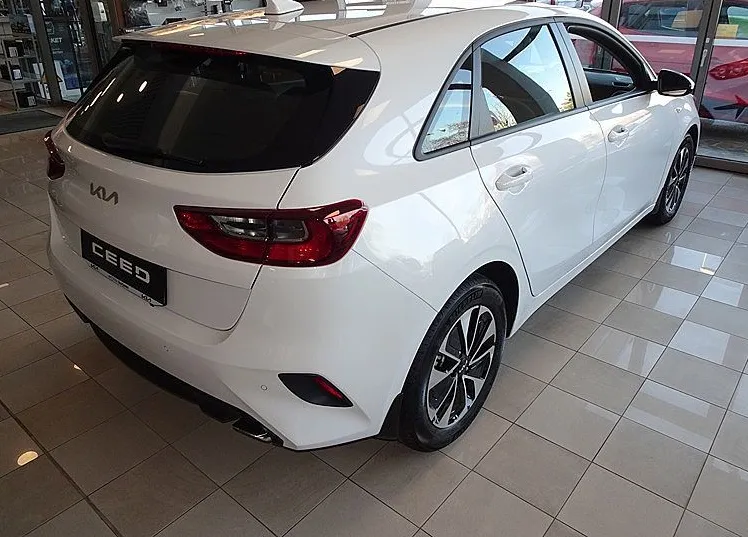 Zunanja slika - KIA Ceed - 1.0 T-GDi LX Champion+ ISG. M T 74 kW 30 LET° - 3