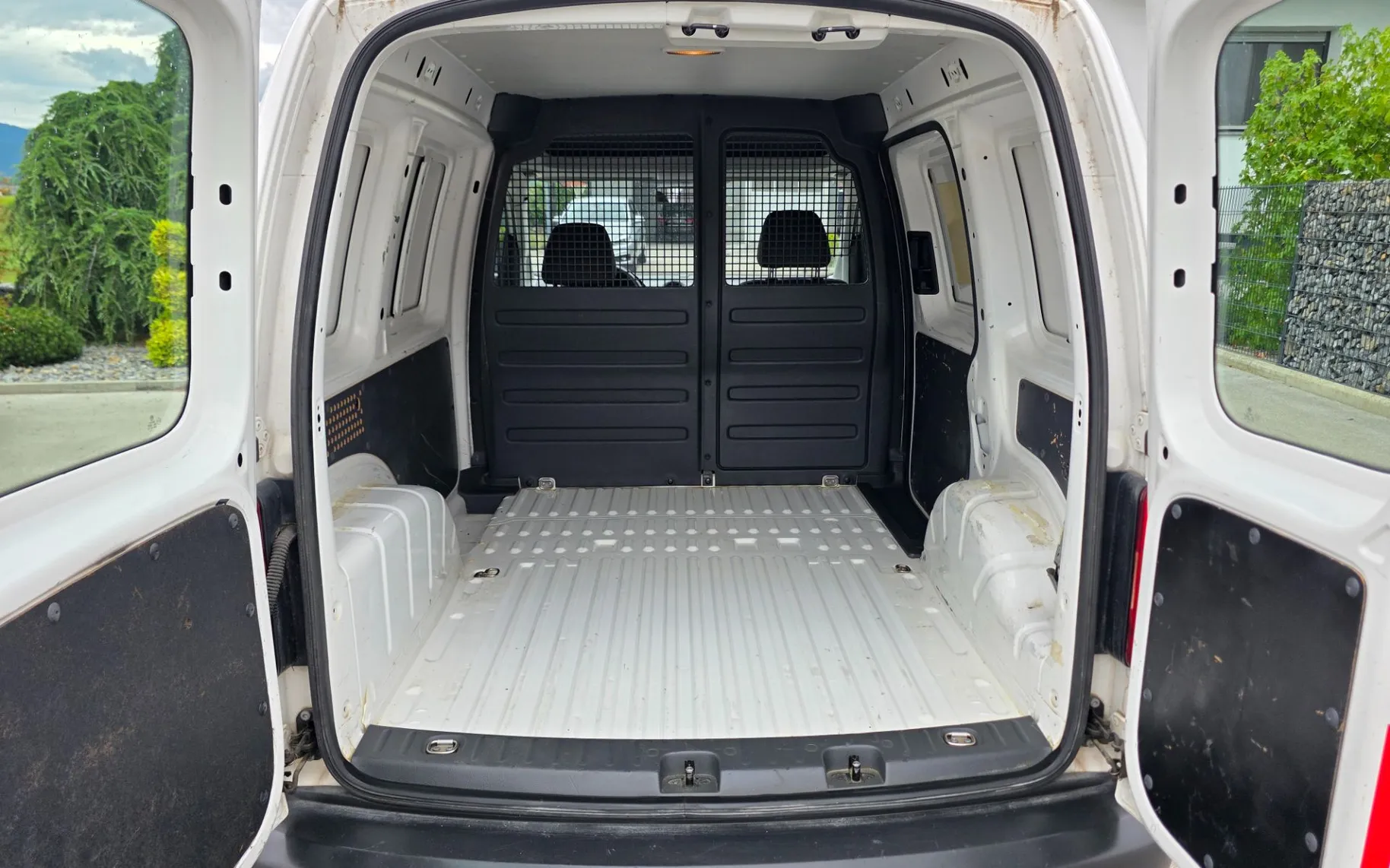 Zunanja slika - Volkswagen Caddy - Crafter  1,6 TDI Trendline - 12