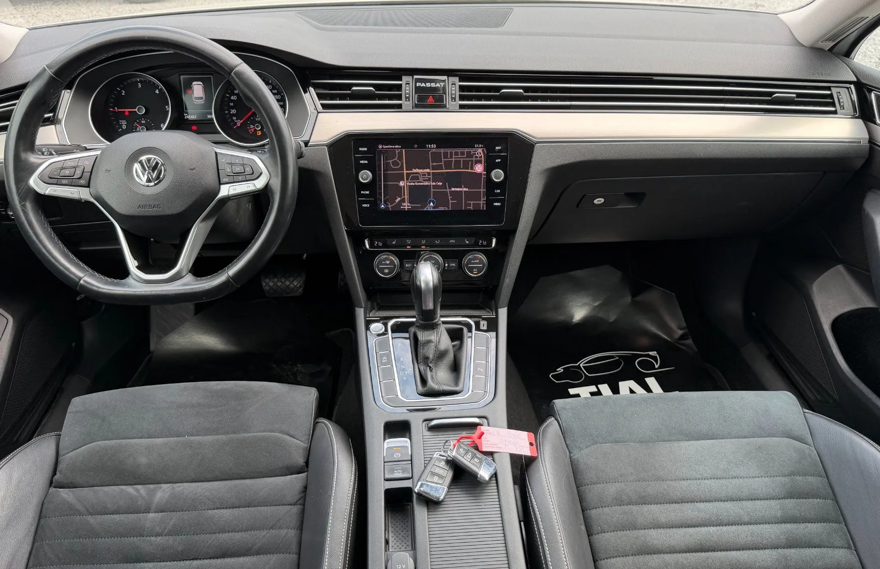 Zunanja slika - Volkswagen Passat - Variant 2.0 TDI DSG-SLO-HIGHLINE-ACC-FULLLED-OPR VELIK SER - 11