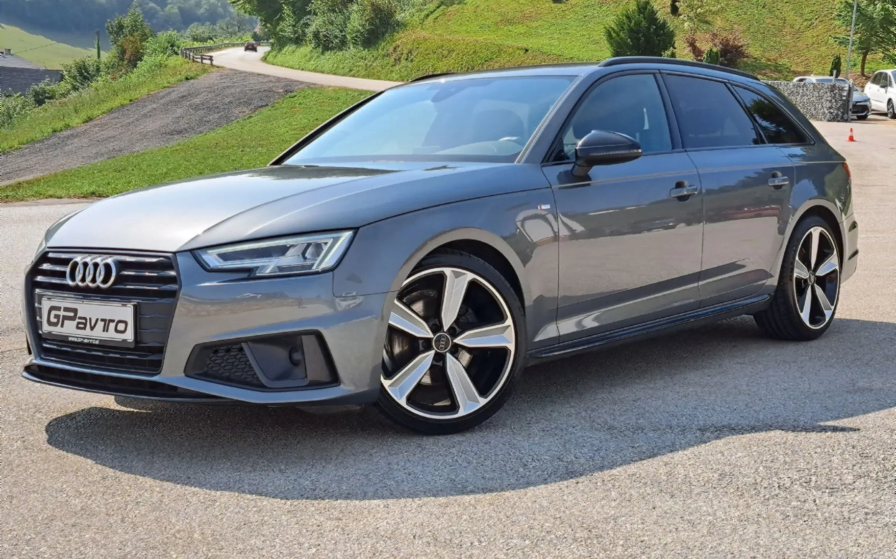 Zunanja slika - Audi A4 - Avant - 1