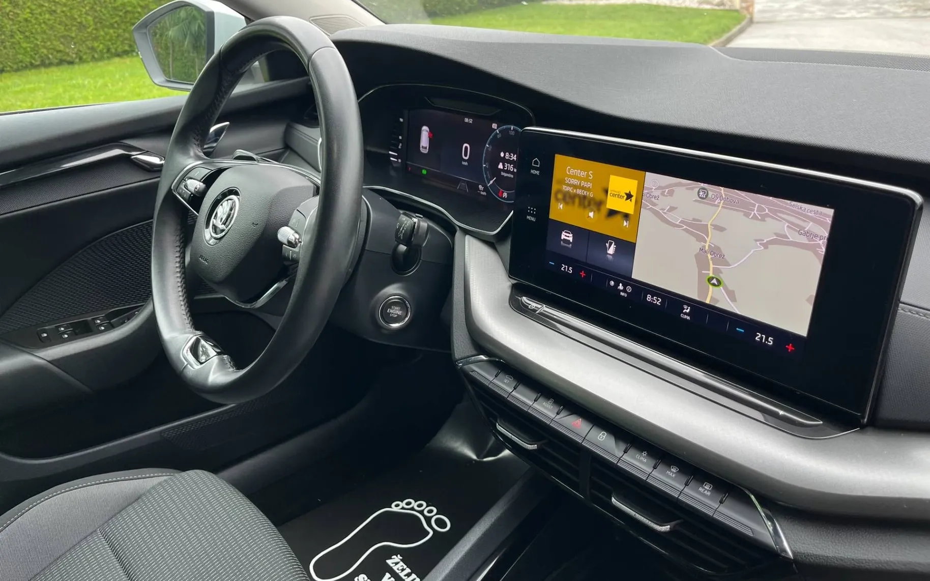 Notranja slika - Škoda Octavia - Combi 2.0 TDI DSG-1 LASTNIK-AU-LED-NAVI-ODLIČNA - 11