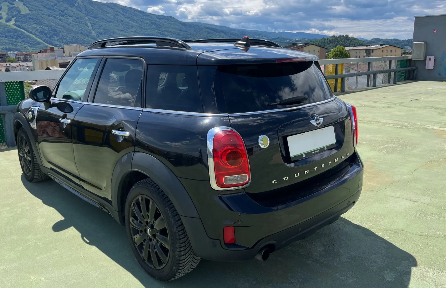 Zunanja slika - MINI Countryman - Cooper SE ALL4 PANO. TEMPO. NAVI. 2X PDC - 6