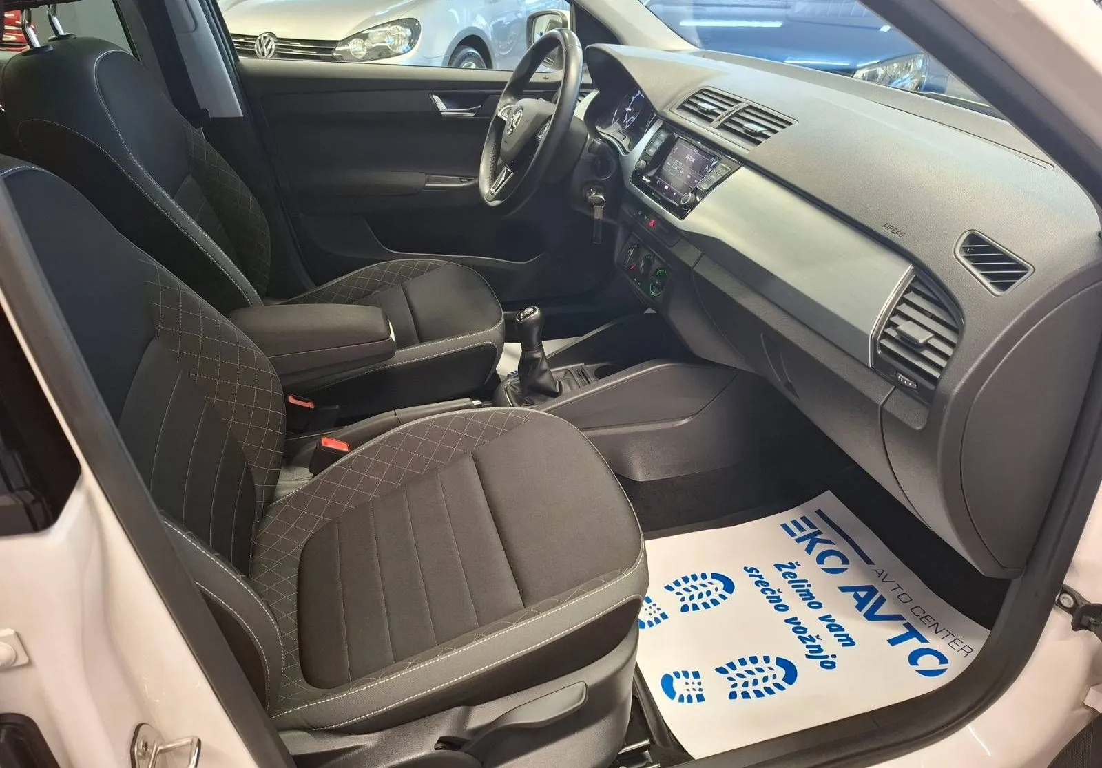 Notranja slika - Škoda Fabia - Combi 1.0 TSI 70kW FUL LED-PDC-SLO-1LASTNIK- - 11