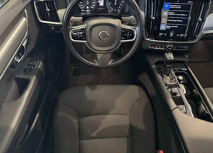 Zunanja slika - Volvo V90 - D3 Momentum-LED-PDC-KLJUKA - NAVI - VRHUNSKI - 12
