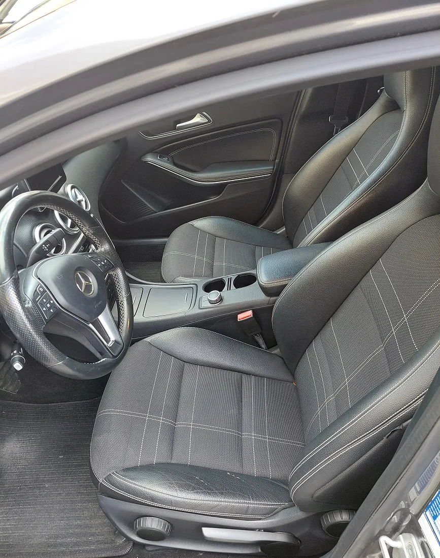 Notranja slika - Mercedes-Benz A-Razred - A 200 CDI 4MATIC Urban Avt. - 10