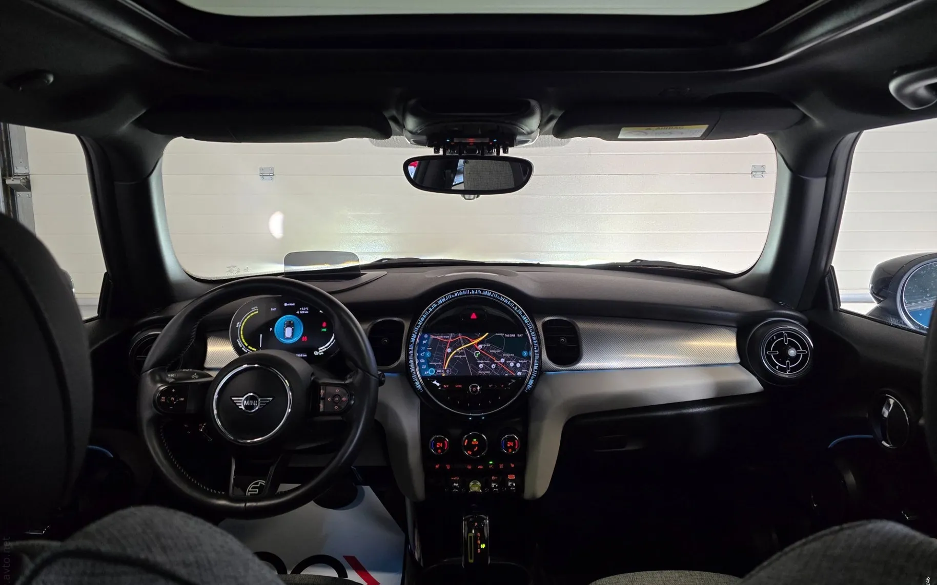 Notranja slika - MINI Cooper - SE Electric Collection - LED.Panorama.Multitone - 16