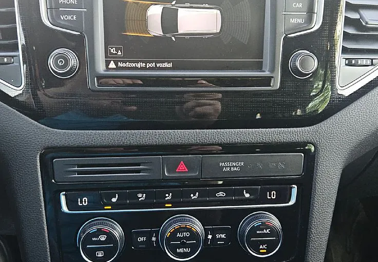 Zunanja slika - Volkswagen Golf - Sportsvan 1.6 TDI 116ks °PANO°RADAR TEMPOMAT°ALU - 10