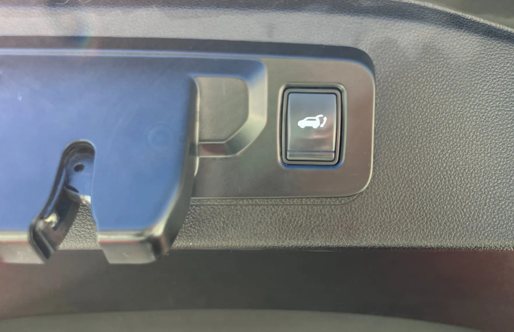 Zunanja slika - Renault Espace - E-Tech 200 Full hybrid Iconic LED.ACC. MAS SEDEŽ. - 9