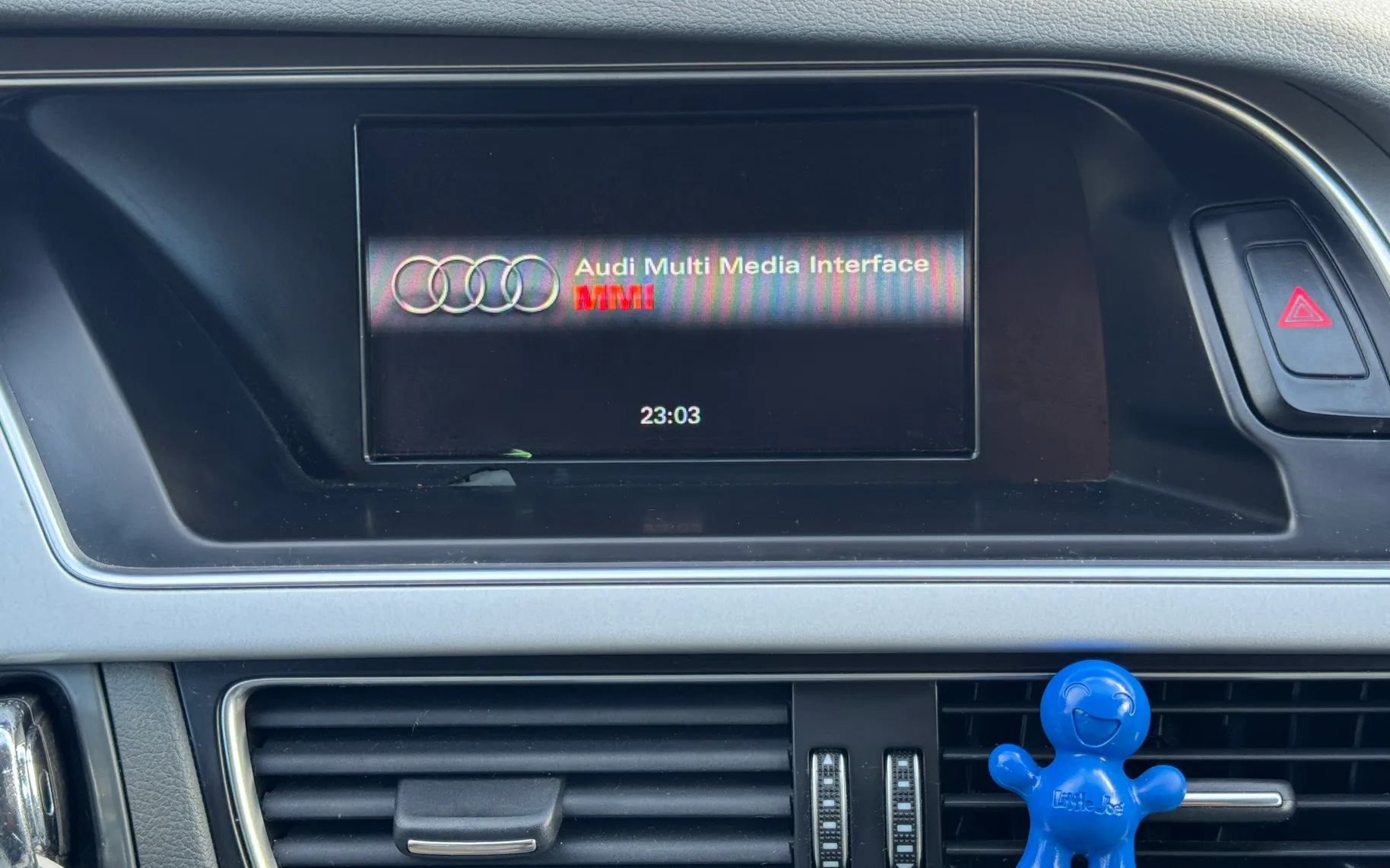 Notranja slika - Audi A4 - Avant 2,0 TDI Multitronic - 7