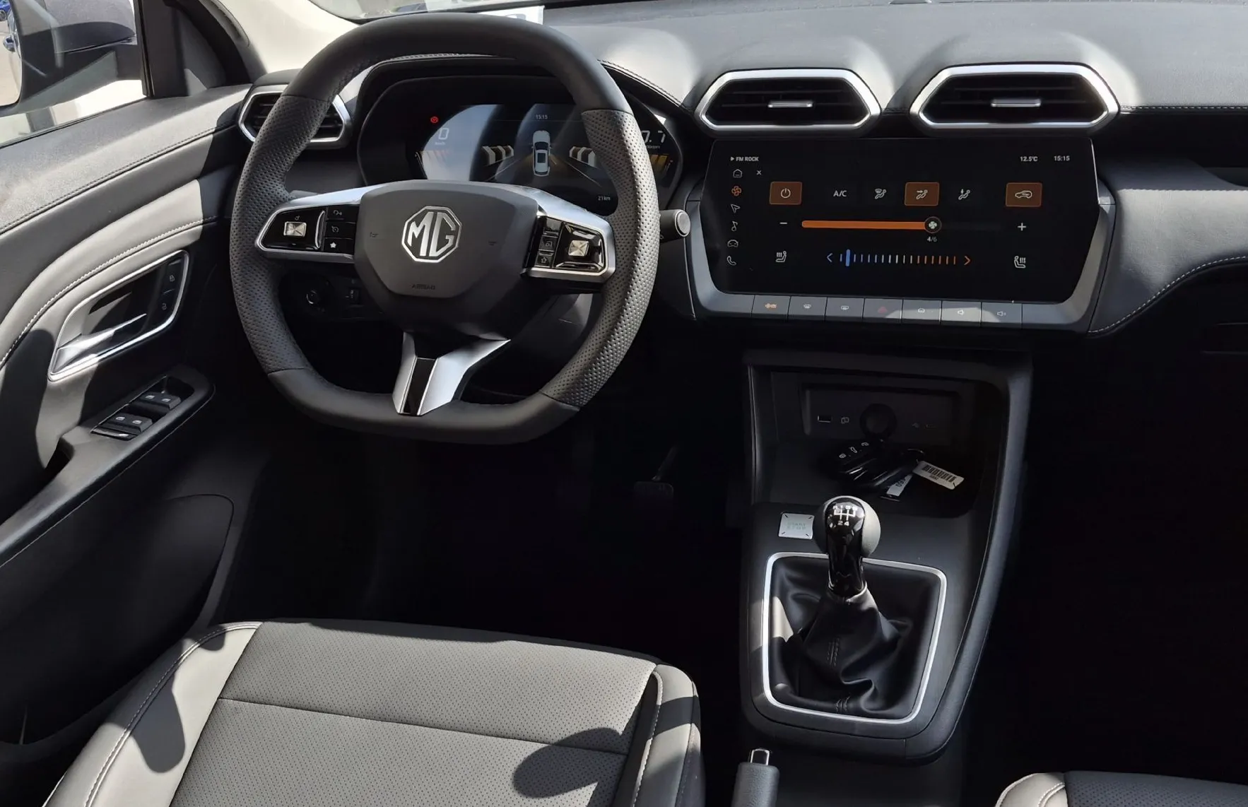 Zunanja slika - MG MG ZS - ZS 1.5 Comfort - 10
