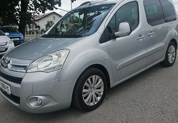Zunanja slika - Citroën Berlingo - Multispace Pack 1.6 HDI 92ks °KLJUKA° - 1