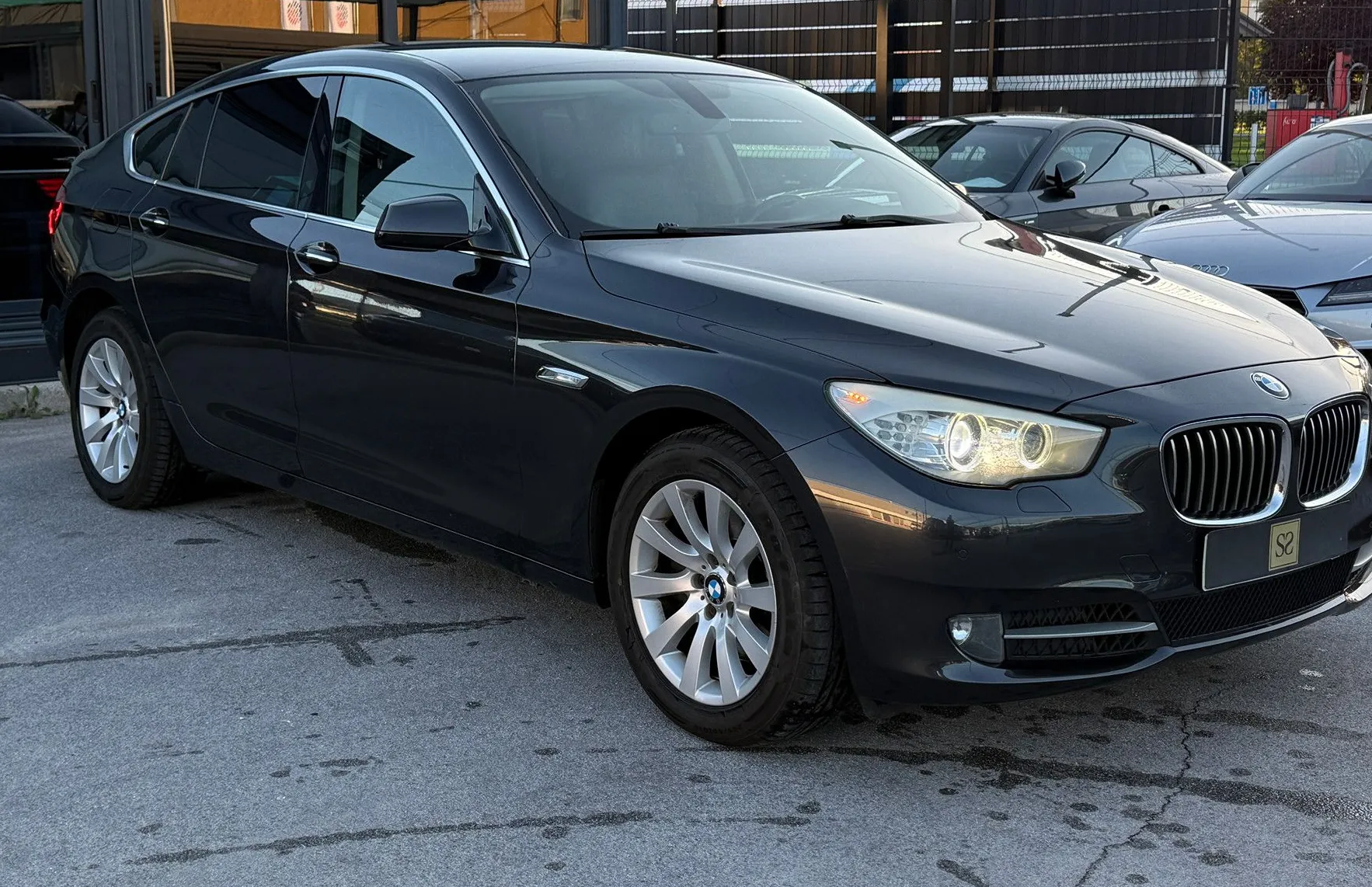 Zunanja slika - BMW serija 5 Gran Turismo: - 520d GT Avt BiXenon 18Col 4Cklima GRsed Na - 2