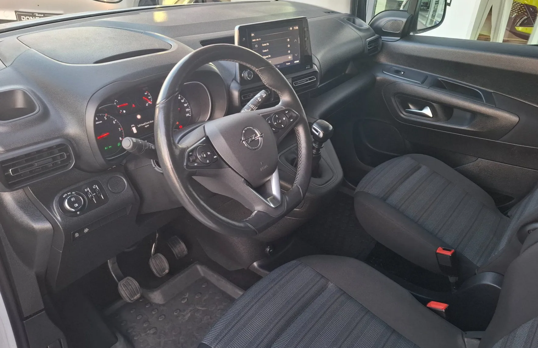 Zunanja slika - Opel Combo - 1.5 HDI 96KW SERVISNA ZGODOVINA + MALO KM - 9