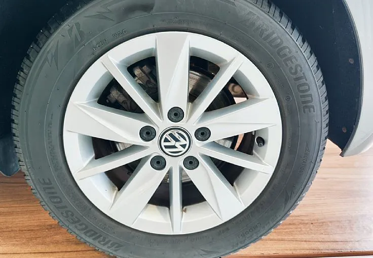 Zunanja slika - Volkswagen Golf - 1.6 TDI BMT-SLO-REZ.KOLO-LED-TEMP-TOUCH-VIDEO - 4