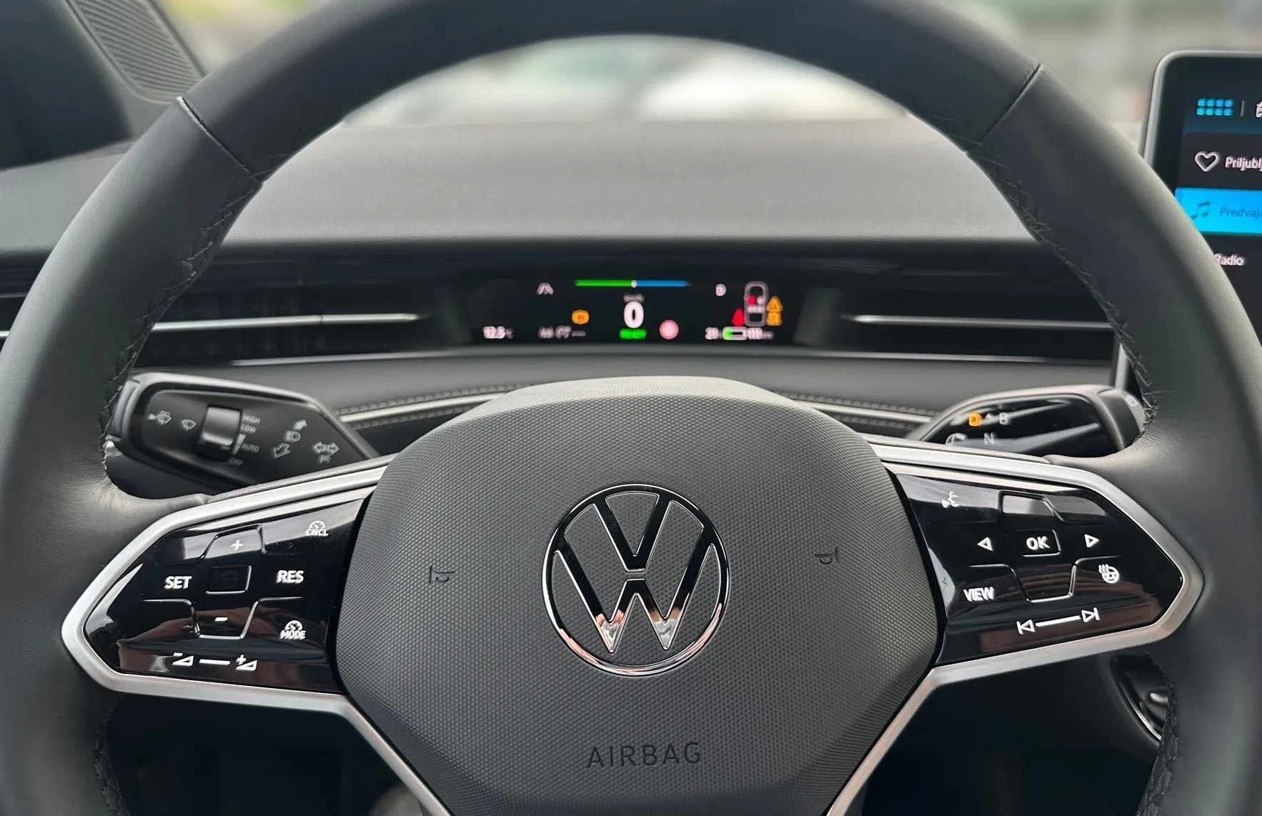 Zunanja slika - VW ID.7 - 77kWh Pro 4ALL Limited 210kW - 8