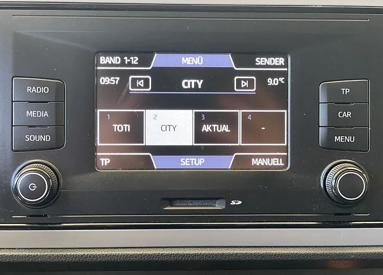 Zunanja slika - Seat Leon - 1.2 TSI Reference °VELIKI SERVIS°RADIO NA DOTIK° - 7