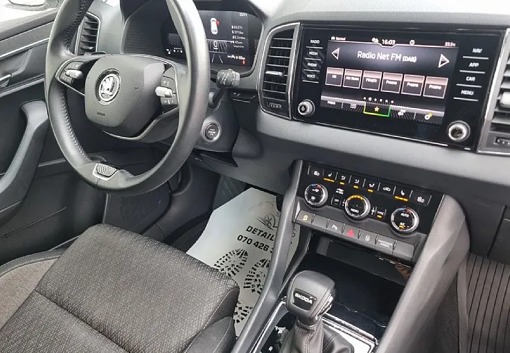 Zunanja slika - Škoda Karoq - 1.5 TSI Sportline DSG-VIRTUAL-49.353km-KAMERA- - 10