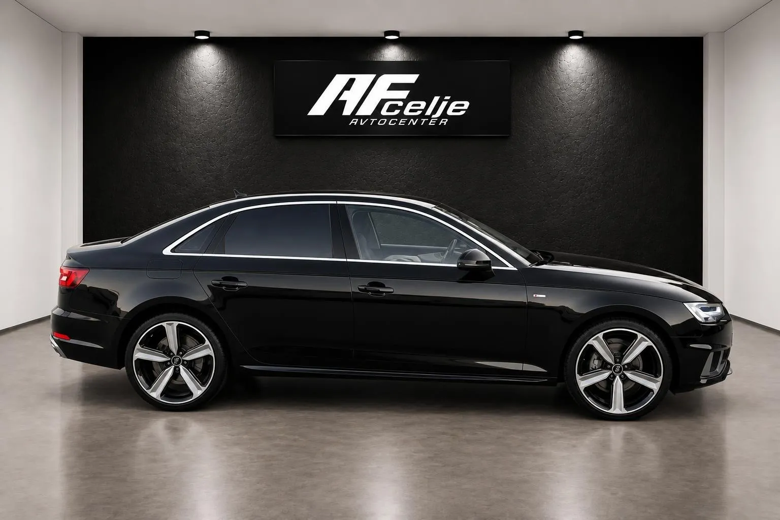 Zunanja slika - Audi A4 - 2.0 TDI-AUT-S LINE-96.000km-NAVI-LIZING ZA TUJCE- - 4