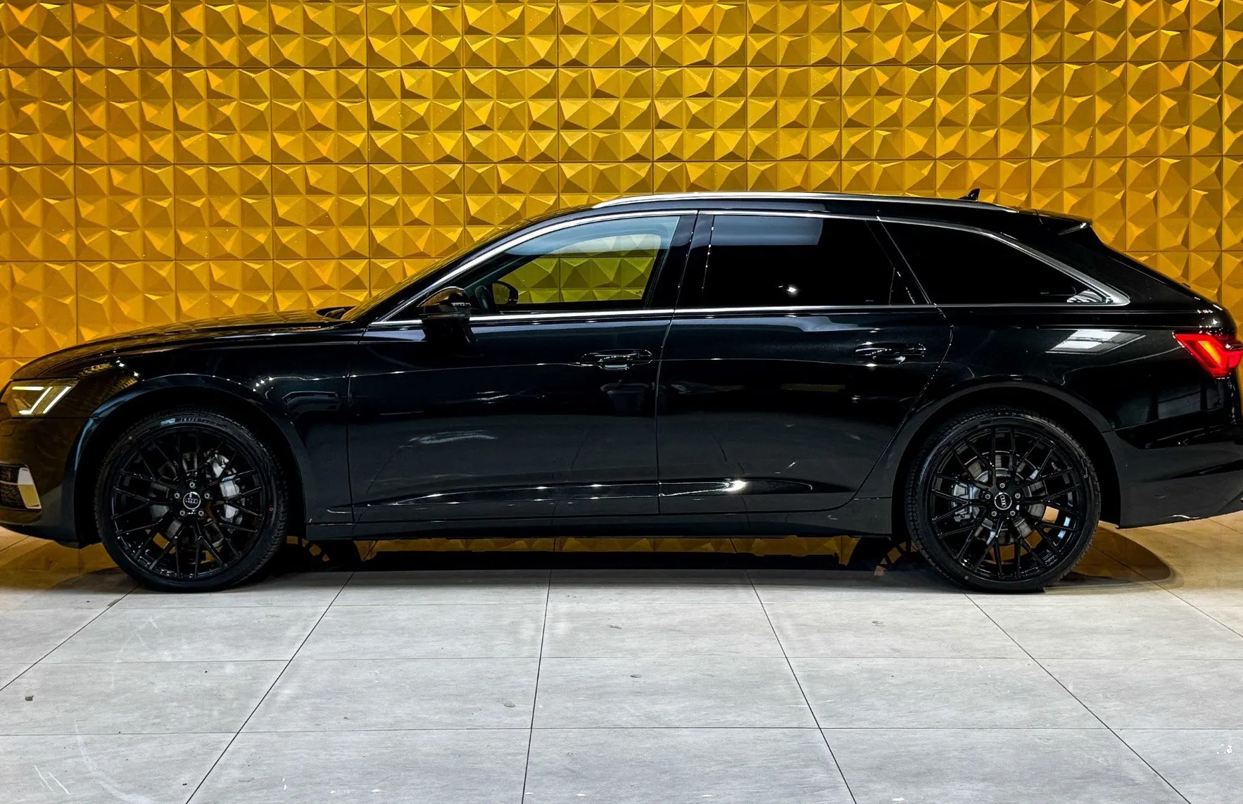 Zunanja slika - Audi A6 - Avant 45 TDI Quattro AUT. MATRIX-VIRTUAL-GRETJE VOLANA - 6