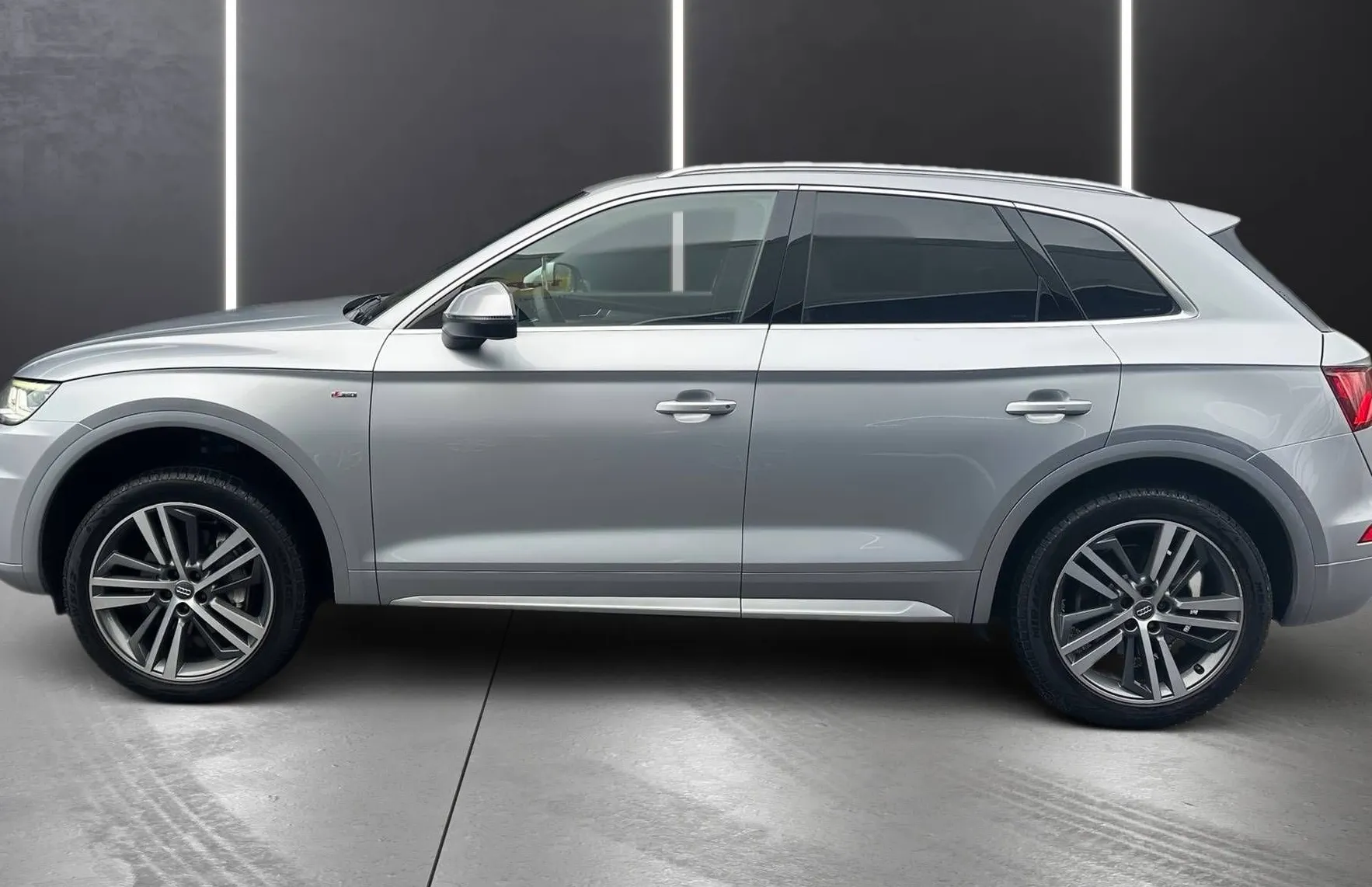 Zunanja slika - Audi Q5 - 2.0 TDI QUATTRO S LINE MATRIX NAVI PDC KAM VIRTU.. - 4